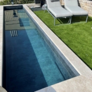 Schwimmbad Swimmingpool Düdingen