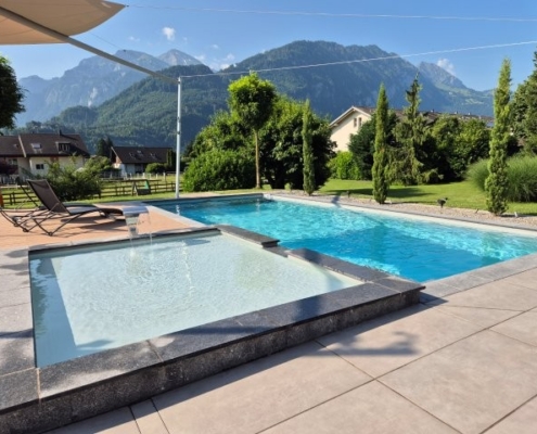 Schwimmbad gross Unterseen Schwimmbad Unterseen